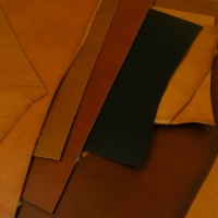 1.2-1.4mm Black Brown Tan BUTTERO Pieces 350g